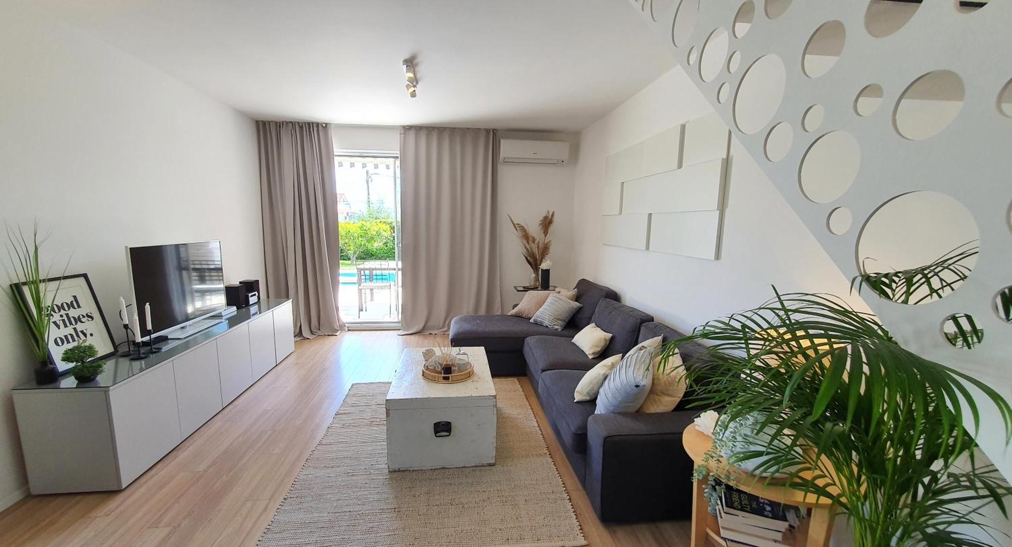 Villa Elysium - Beautiful Family House With Heated Pool Kastela Dış mekan fotoğraf